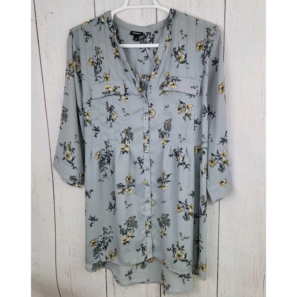 Torrid Womens Size 3 Blouse Multicolor Floral Button Down Top Boho Tie Back
